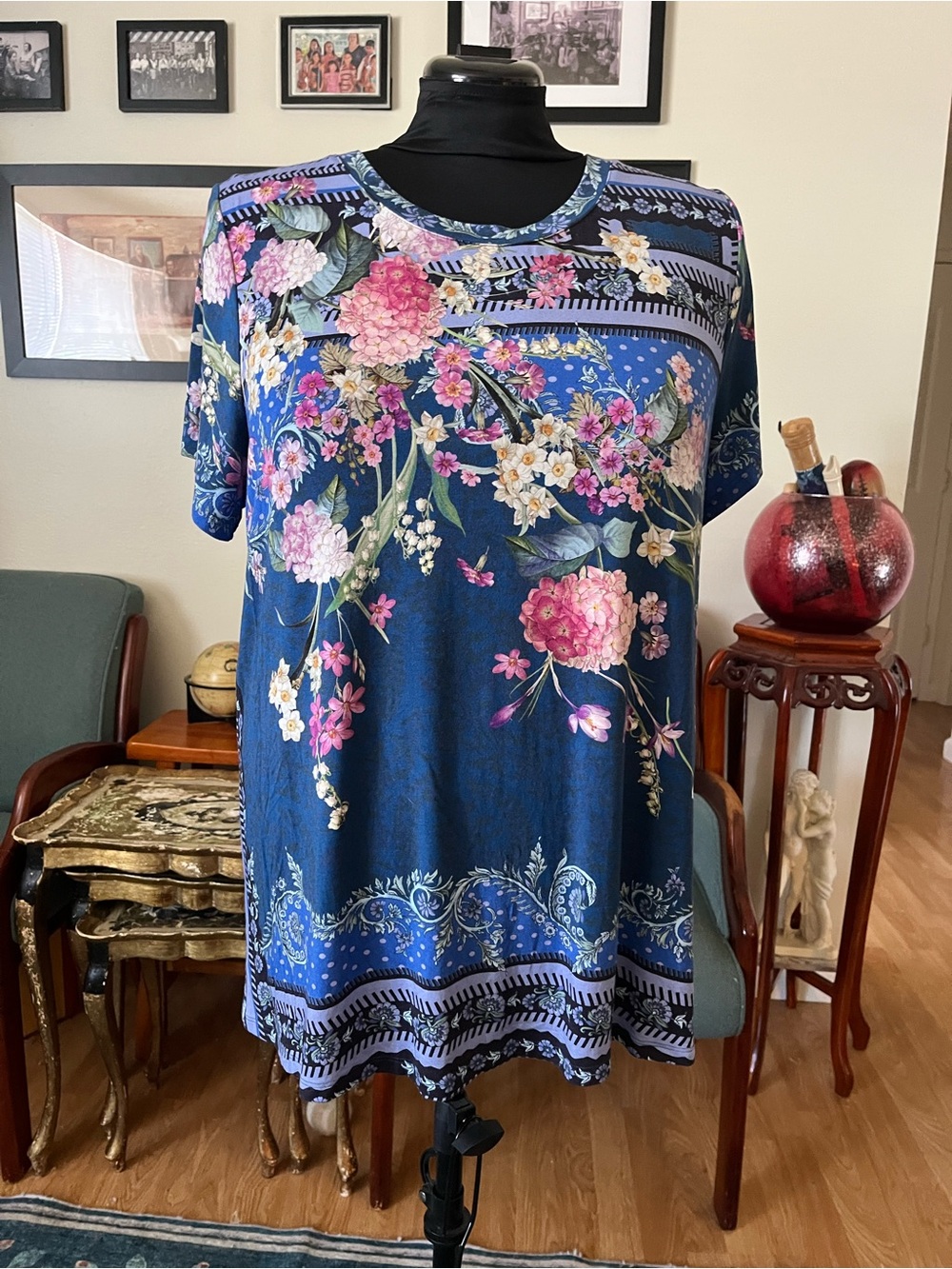 Johnny Was Navy Floral Short-Sleeve Tunic with Pink & White Blooms